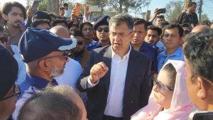 কক্সবাজার সৈকতের বালিয়াড়িতে থাকবে না কোনো স্থাপনা: স্বরাষ্ট্রমন্ত্রী