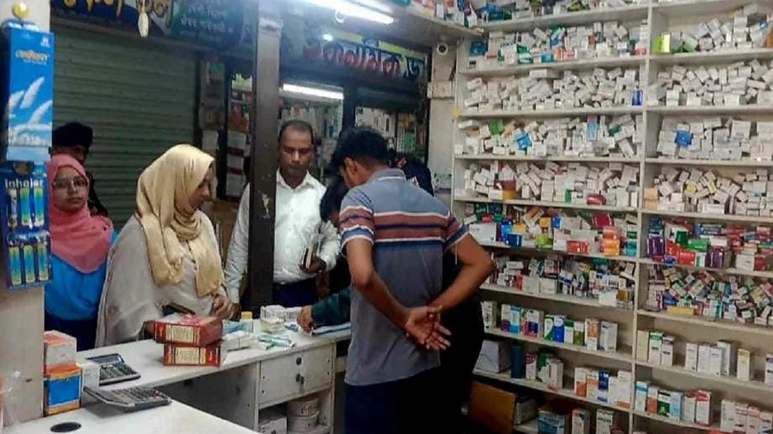 রোববার থেকে সন্ধ্যা ছয়টার পরও খোলা থাকবে যেসব দোকানপাট