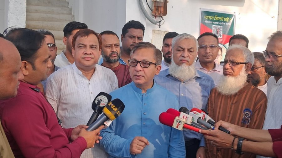 এলপিজির দাম বৃদ্ধির কারণ জানালেন বাণিজ্যমন্ত্রী