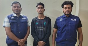 গেম খেলতে এমবির টাকার জন্য বটকি দিয়ে মাকে মারধর, সেই ছেলে পুলিশ হেফাজতে