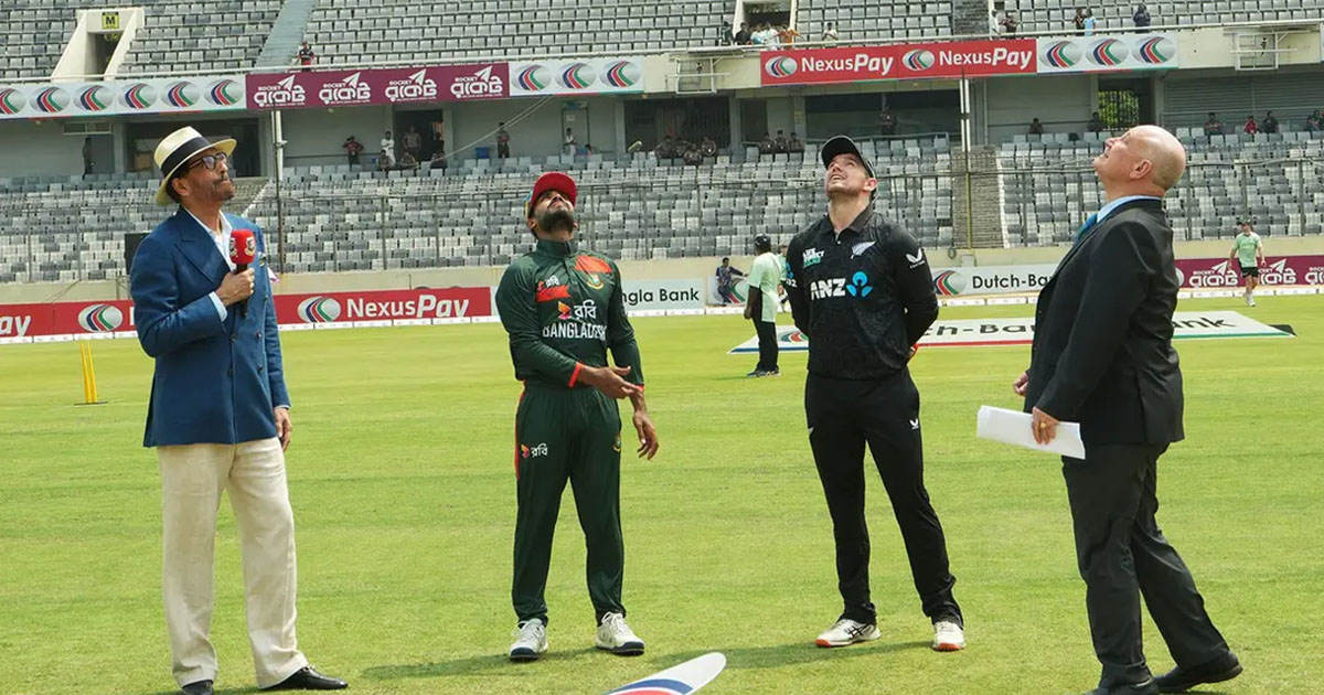 টস হেরে ফিল্ডিংয়ে বাংলাদেশ, দলে ফিরেছে সৌম্য সরকার