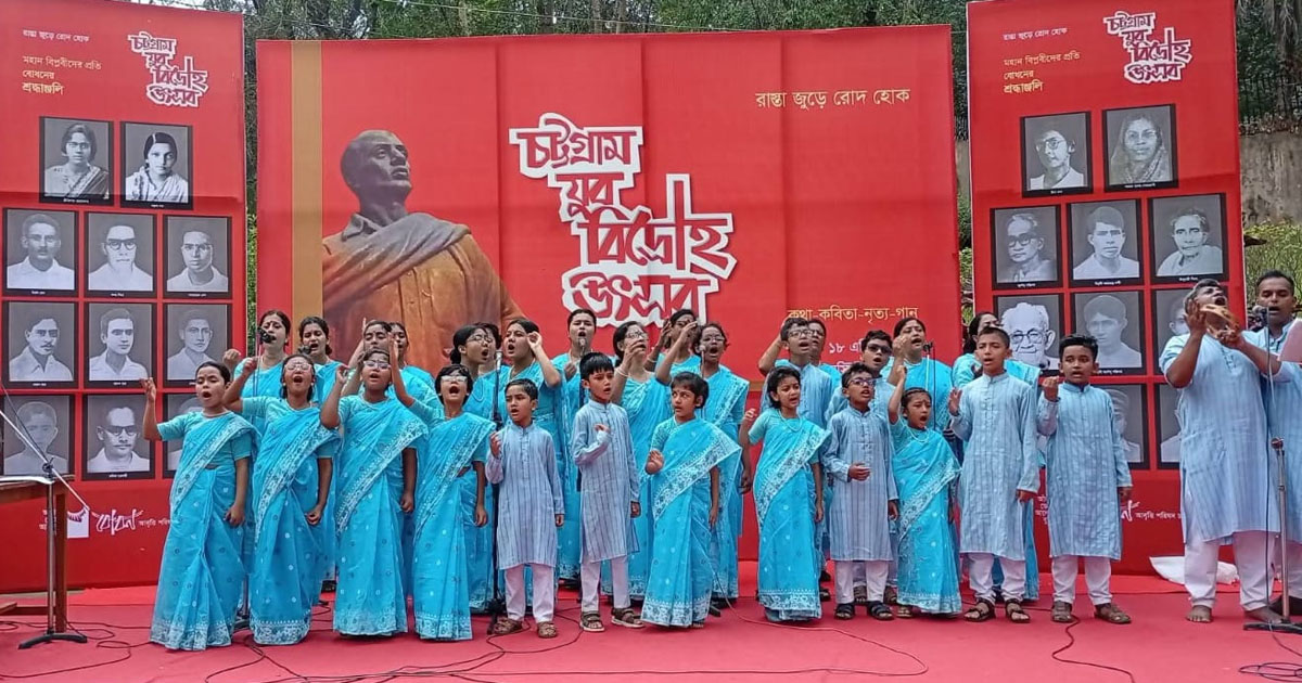 পুঁজিবাদের পেছনে ছুটতে ছুটতে আমরা ইতিহাস ঐতিহ্য ভুলতে বসেছি