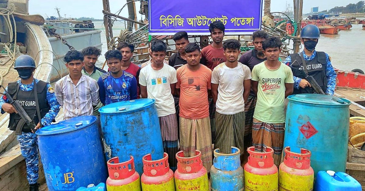 মিয়ানমারে পাচারের সময় ৬ হাজার লিটার ডিজেল জব্দ