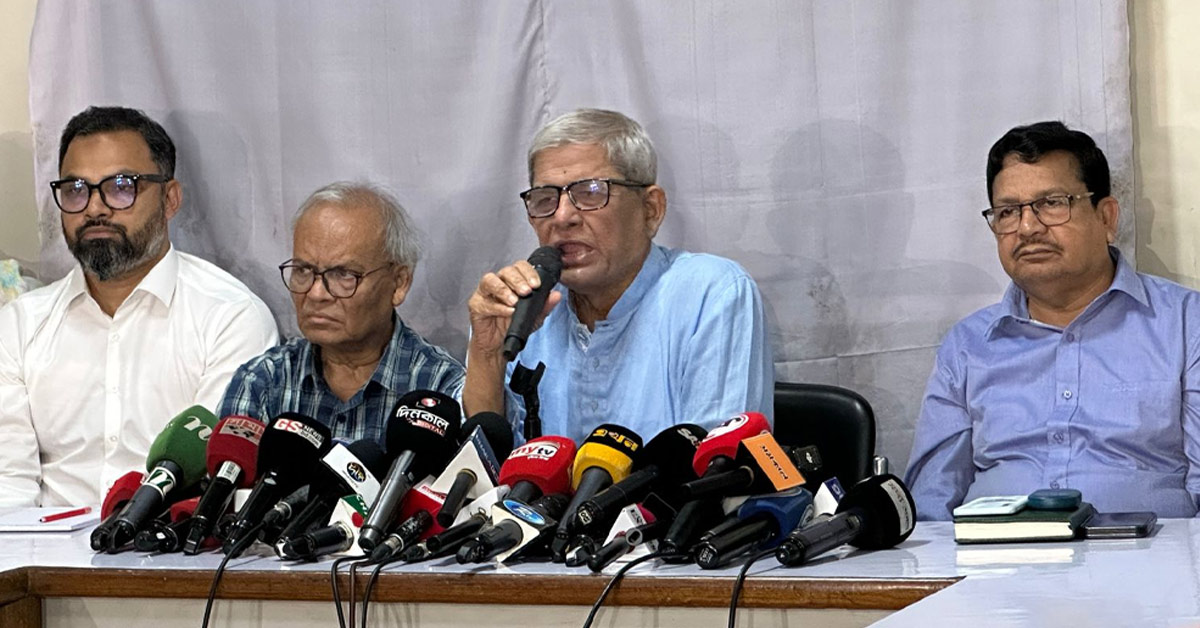 দৈনিক পূর্বকোণ - চট্টগ্রামের দৈনিক জামায়াত আমির কখনও সুস্থ চিন্তা করতে পারে না: মির্জা ফখরুল