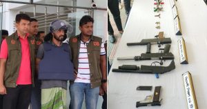 চট্টগ্রামে ১৮ মামলার আসামি মনা গ্রেপ্তার, বিদেশি পিস্তল-শর্টগান ও গুলি উদ্ধার