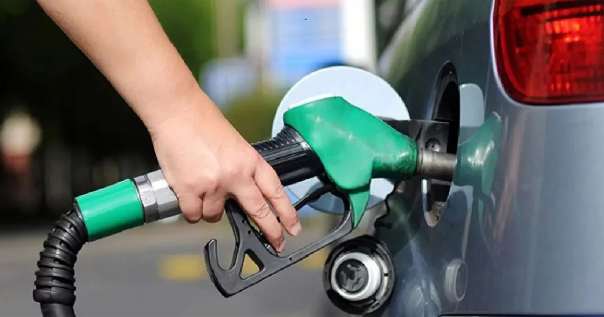 দৈনিক পূর্বকোণ - চট্টগ্রামের দৈনিক বিশ্ববাজারে তেলের দাম ১২৫ ডলার ছাড়ালো