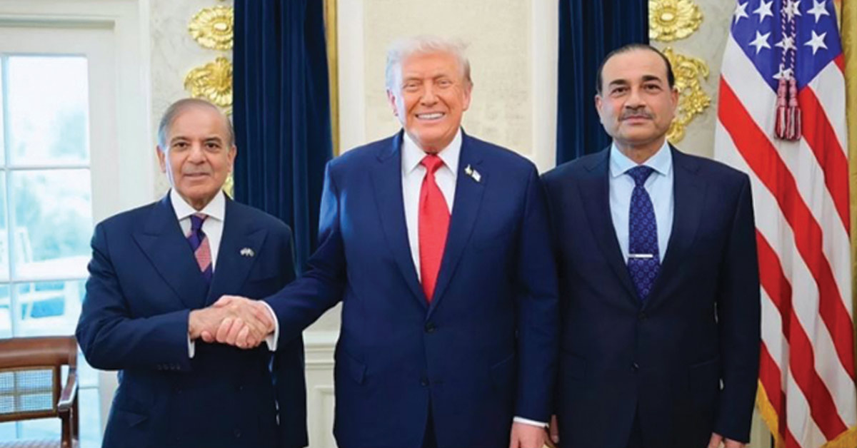 ট্রাম্পকে জনসমক্ষে কঠোর ভাষা পরিহারে সতর্ক করল পাকিস্তান