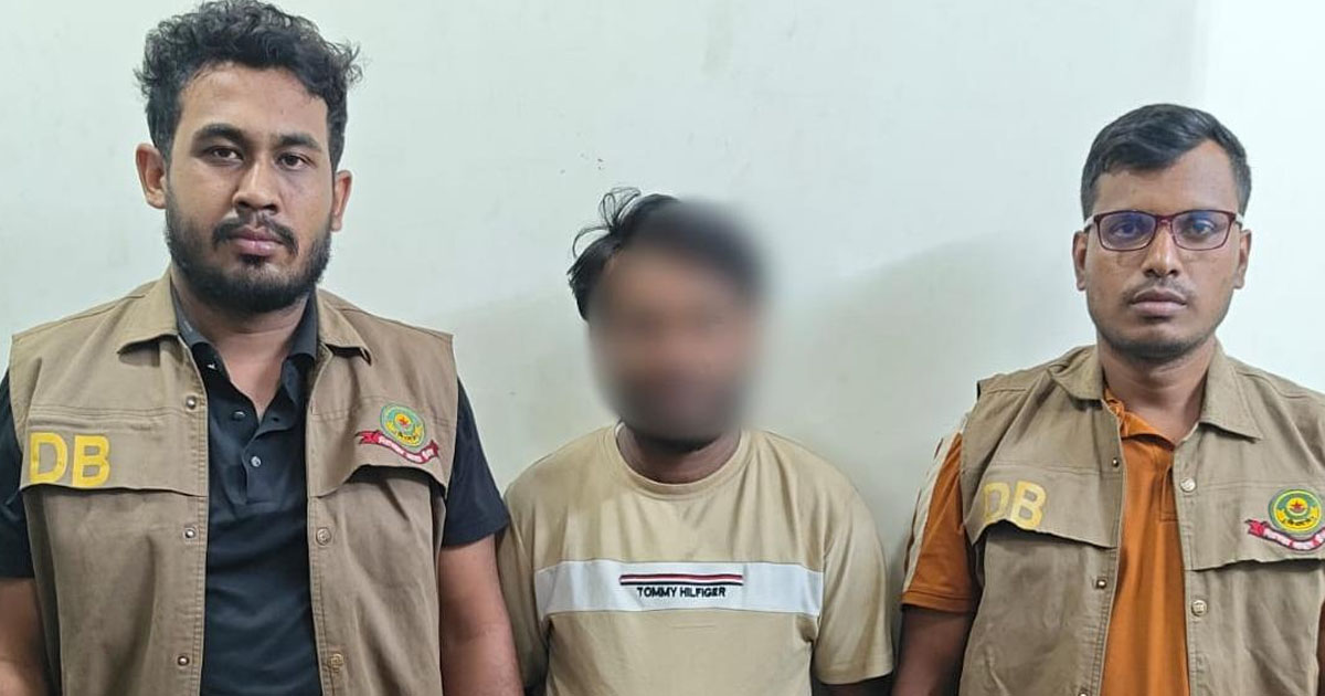 কর্ণফুলীতে সিলিন্ডারের বোতলে মিলল সাড়ে ১৪ হাজার ইয়াবা, যুবক গ্রেপ্তার