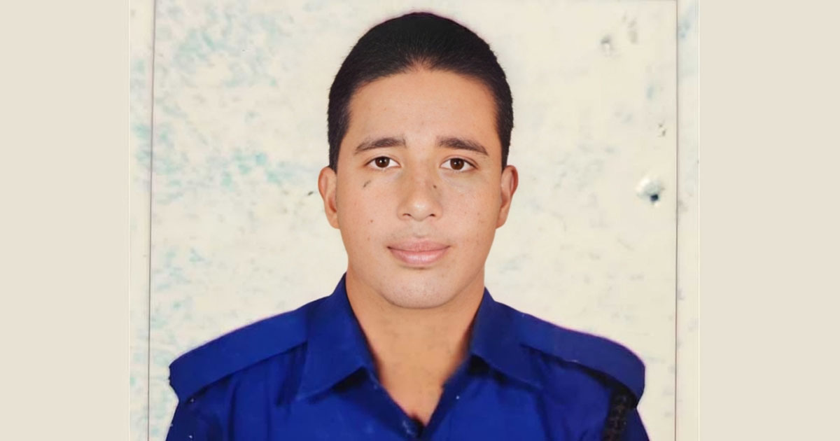 কর্তব্যরত অবস্থায় নিজের অস্ত্রের গুলিতে পুলিশ সদস্যের মৃত্যু