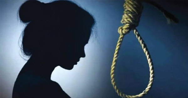 গৃহবধূকে ‘পিটিয়ে হত্যা’র অভিযোগ, আত্মহত্যা সাজাতে মরদেহ ঝুলিয়ে উধাও স্বামী