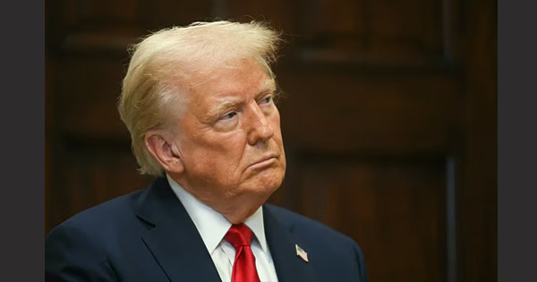 আলোচনা ব্যর্থ: হরমুজে চলাচল করা সব জাহাজ অবরুদ্ধের হুমকি ট্রাম্পের