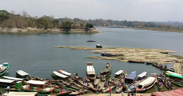 কাপ্তাই হ্রদে কমছে পানি: বিদ্যুৎ উৎপাদন ঠেকেছে ৩০ মেগাওয়াটে