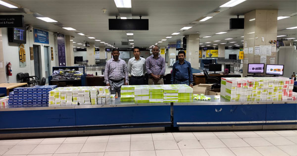 আবুধাবি ফেরত ৩ যাত্রীর ব্যাগেজে মিলল ১৮ লাখ টাকার সিগারেট