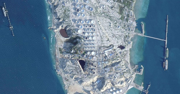 ইরানের খার্গ দ্বীপে যুক্তরাষ্ট্রের বিমান হামলা