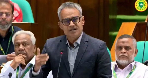 দৈনিক পূর্বকোণ - চট্টগ্রামের দৈনিক চট্টগ্রাম বন্দর বিদেশি অপারেটরের হাতে দেয়ার পরিকল্পনা নেই: নৌ-পরিবহন মন্ত্রী