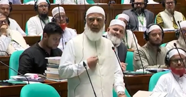 দৈনিক পূর্বকোণ - চট্টগ্রামের দৈনিক যুক্তি ফুরিয়ে গেলে মাথা তখন গরম হয়: ফজলুর রহমানকে শফিকুর রহমান