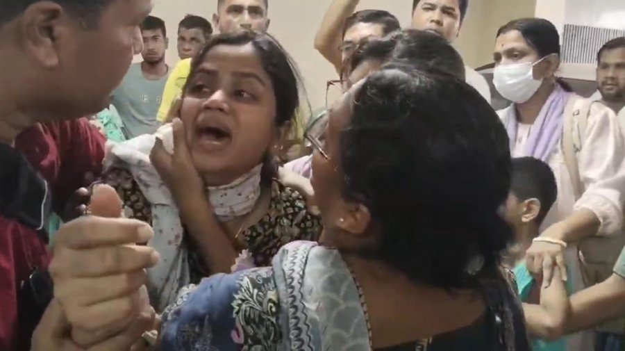 দৈনিক পূর্বকোণ - চট্টগ্রামের দৈনিক হত্যাকাণ্ডের শিকার হয়েছেন কাস্টমস কর্মকর্তা, আটক ৪: র্যাব