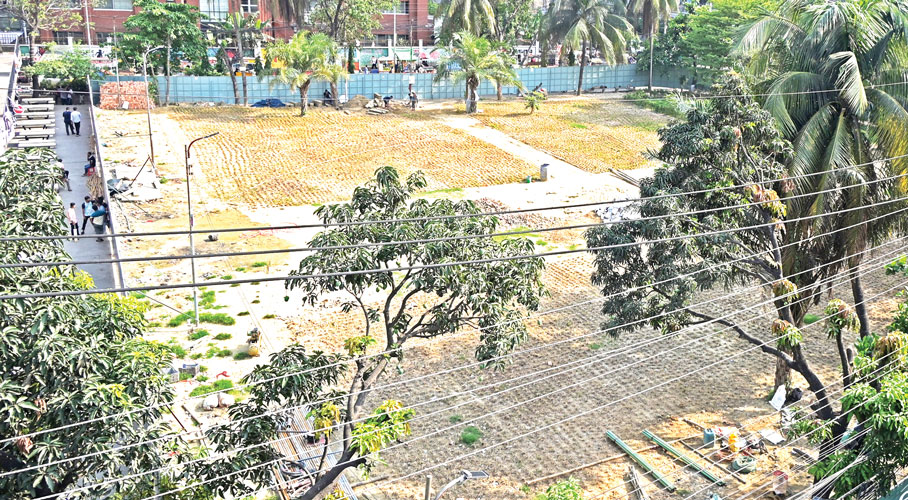 দৈনিক পূর্বকোণ - চট্টগ্রামের দৈনিক ‘বিপ্লব উদ্যানে’ ১০ মাসেও নেই কাজের অগ্রগতি