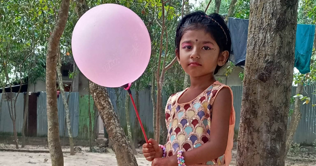 মিরসরাইয়ে রাস্তা পার হওয়ার সময় বাসের ধাক্কায় শিশুর মৃত্যু