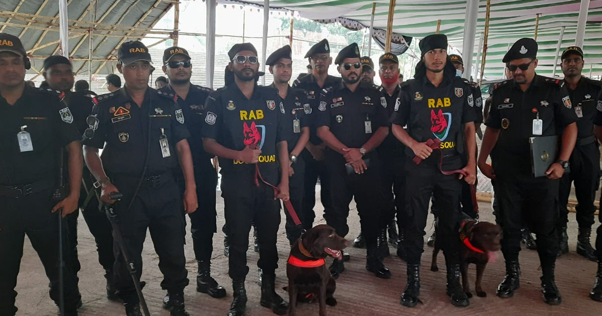 চট্টগ্রামে ঈদে নিরাপত্তা নিশ্চিতে ডগ স্কোয়াড নামিয়েছে র্যাব