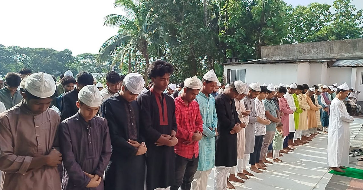 দক্ষিণ চট্টগ্রামে প্রায় ৬০ গ্রামে ঈদুল আজহা উদযাপন