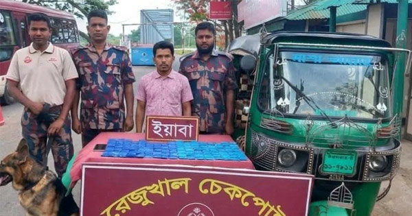 টেকনাফে টায়ারের ভেতর মিলল ১৯ হাজার ইয়াবা, আটক ১