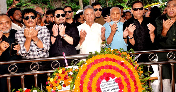 দেশের ক্রান্তিকালে জিয়াউর রহমান জাতিকে দিকনির্দেশনা দিয়েছিলেন: আমীর খসরু