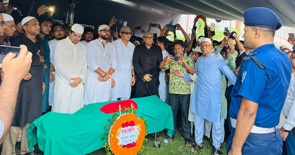 রাষ্ট্রীয় মর্যাদায় বীর মুক্তিযোদ্ধা ইঞ্জিনিয়ার মোশাররফ হোসেনের দাফন সম্পন্ন
