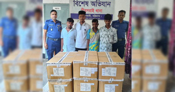 চালক-মালিকের যোগসাজশে গার্মেন্টস পণ্য লুটের নাটক, গ্রেপ্তার ৪