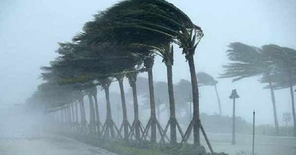 রাতেই ৮ জেলায় ঘণ্টায় ৬০ কি.মি. বেগে ঝড়ের আশঙ্কা