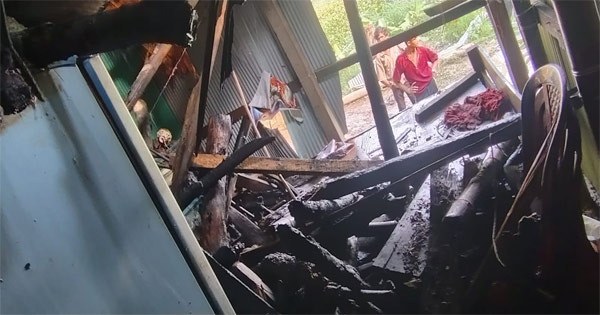 রাউজানে আগুনে পুড়েছে ৫ বসতঘর, ১৫ লাখ টাকার ক্ষয়ক্ষতি