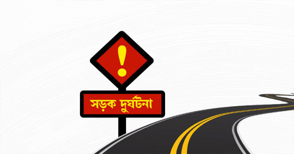 চট্টগ্রামে টেম্পু নিয়ন্ত্রণ হারিয়ে গাছে ধাক্কা, চালকসহ আহত ২