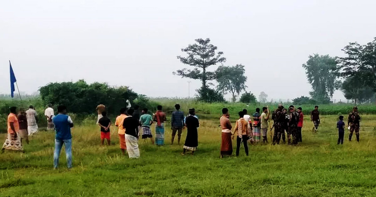 দৈনিক পূর্বকোণ - চট্টগ্রামের দৈনিক সীমান্তে ১২ জনকে পুশ ইনের চেষ্টা, প্রতিহত করল বিজিবি