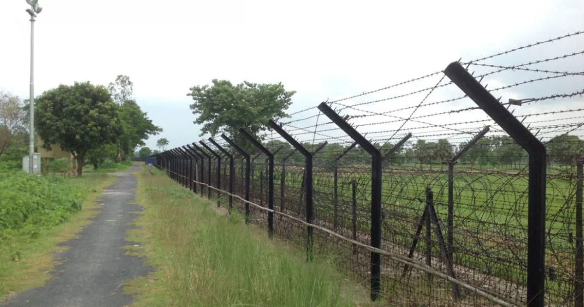 দৈনিক পূর্বকোণ - চট্টগ্রামের দৈনিক ৯ জনকে পুশ ইনের চেষ্টা, ঠেকিয়েছে বিজিবি