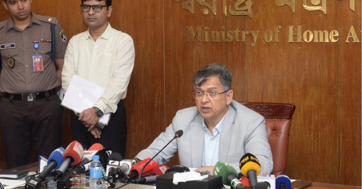 দৈনিক পূর্বকোণ - চট্টগ্রামের দৈনিক ২৩ জুন পুলিশ সতর্ক অবস্থায় থাকবে: স্বরাষ্ট্রমন্ত্রী