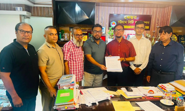 দৈনিক পূর্বকোণ - চট্টগ্রামের দৈনিক সিএন্ডএফ এজেন্টদের ট্রেড লাইসেন্স নবায়নে অস্থায়ী বুথ স্থাপনের উদ্যোগ চসিকের