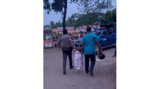 দৈনিক পূর্বকোণ - চট্টগ্রামের দৈনিক কোতোয়ালীতে মাদকবিরোধী অভিযানে গ্রেপ্তার ১০