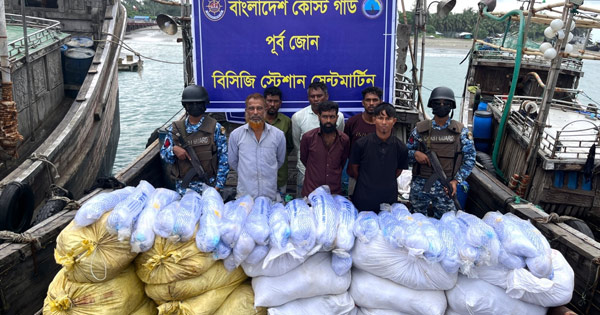 দৈনিক পূর্বকোণ - চট্টগ্রামের দৈনিক ৩২ কোটি টাকার অবৈধ কারেন্ট জাল জব্দ, আটক ৬