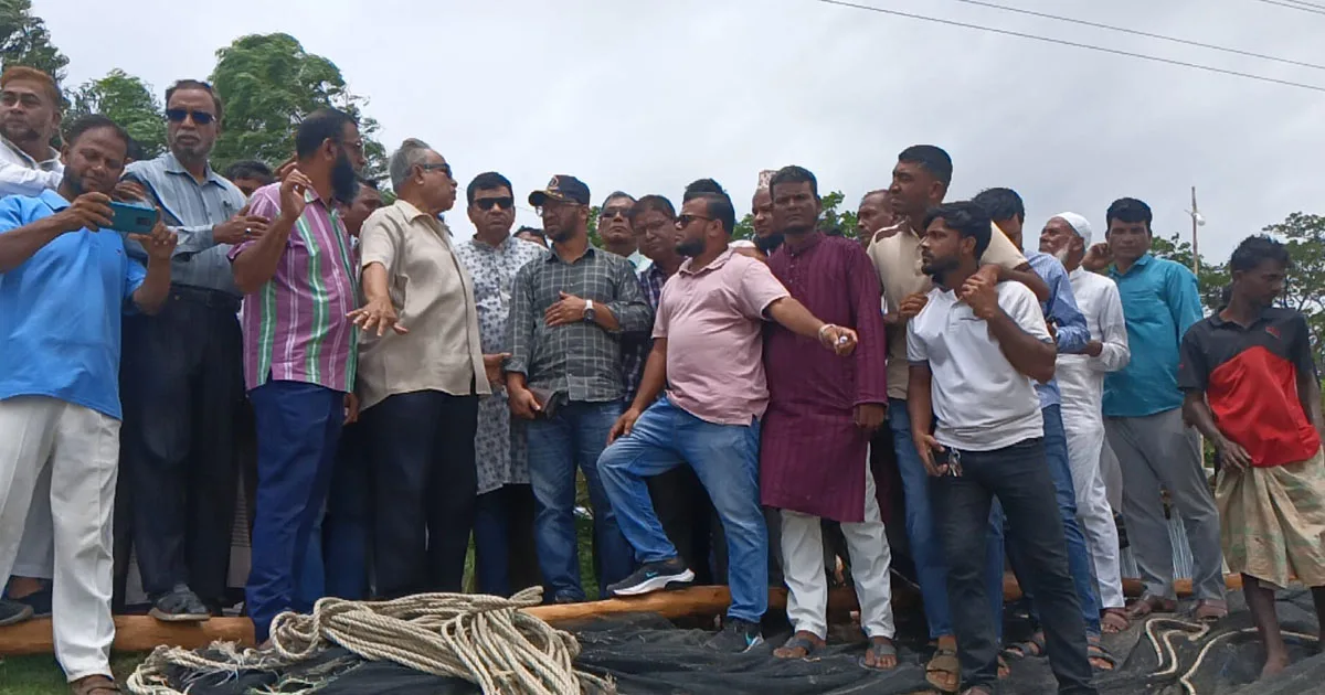 উপকূলীয় মানুষের সুরক্ষায় সরকার বদ্ধপরিকর: সরওয়ার জামাল নিজাম
