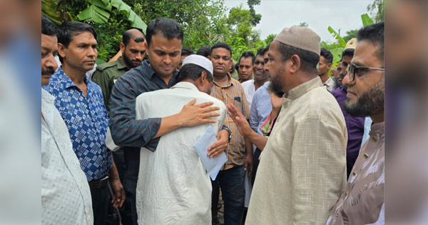 দৈনিক পূর্বকোণ - চট্টগ্রামের দৈনিক আনোয়ারায় ডুবে মারা যাওয়া শিশুর পরিবারের পাশে ইউএনও