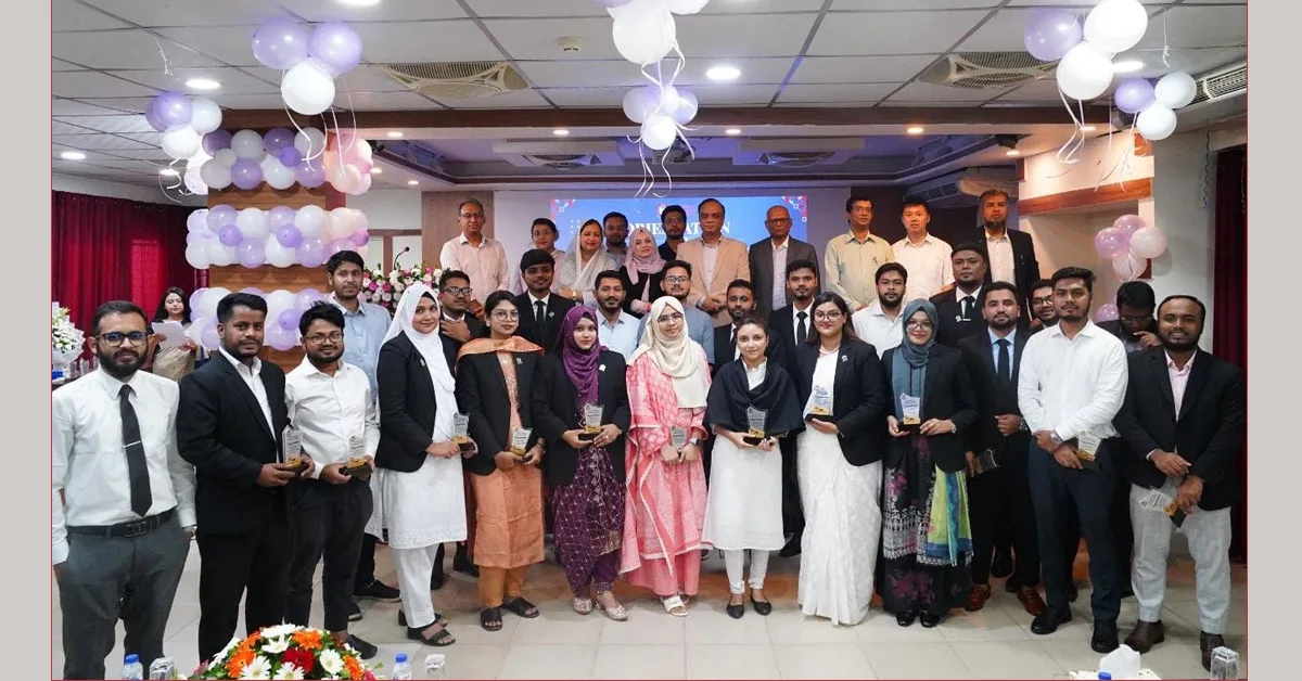 দৈনিক পূর্বকোণ - চট্টগ্রামের দৈনিক সিআইইউ স্কুল অব ল’র ওরিয়েন্টেশন ও নবীন আইনজীবীদের সংবর্ধনা অনুষ্ঠিত