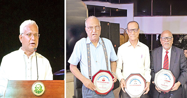 দৈনিক পূর্বকোণ - চট্টগ্রামের দৈনিক স্বাস্থ্যসেবার পাশাপাশি সমাজ উন্নয়নেও ভূমিকা রাখতে এগিয়ে আসুন