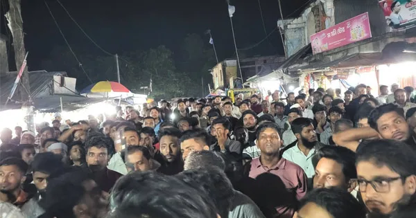 দৈনিক পূর্বকোণ - চট্টগ্রামের দৈনিক যথাস্থানে উপজেলা সদর স্থাপন দাবিতে হেঁয়াকোয় বিক্ষোভ-অবরোধ