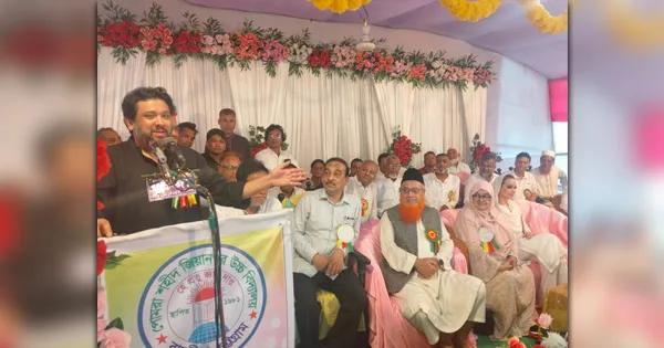 দৈনিক পূর্বকোণ - চট্টগ্রামের দৈনিক জিয়ার নাম থাকাতে উন্নয়ন বঞ্চিত শহীদ জিয়ানগর স্কুল: হুমাম কাদের