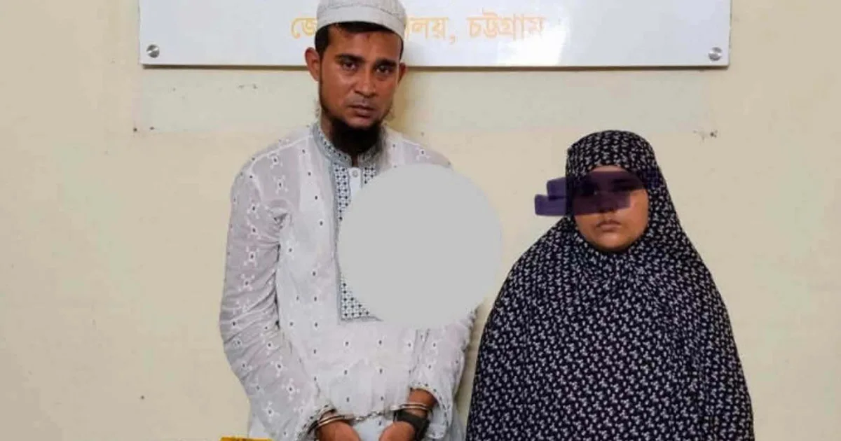 কর্ণফুলীতে আট মাসের সন্তানকে নিয়ে ইয়াবা পাচারের সময় দম্পতি গ্রেপ্তার