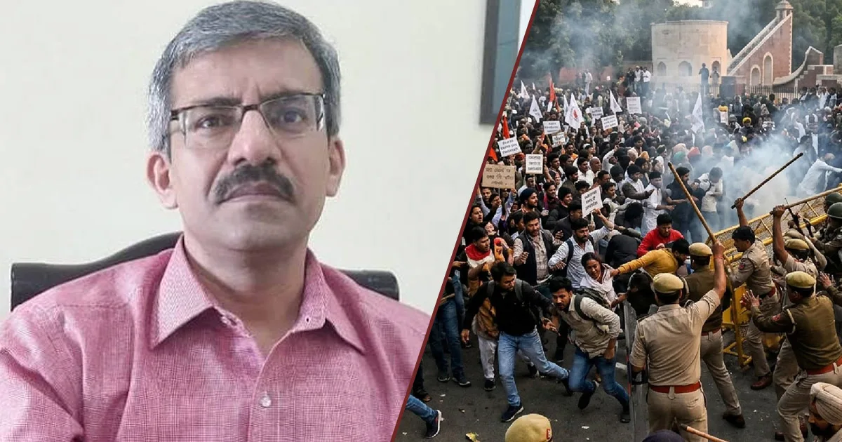 দৈনিক পূর্বকোণ - চট্টগ্রামের দৈনিক নয়াদিল্লিতে বিক্ষোভ : শিক্ষা সচিবকে অপসারণ করল ভারত