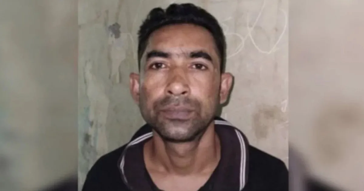 দৈনিক পূর্বকোণ - চট্টগ্রামের দৈনিক গুলির পর লুটিয়ে পড়লেন যুবলীগ কর্মী, এরপর কুপিয়ে হত্যা
