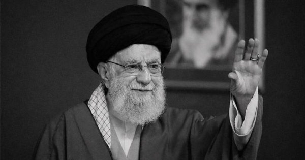দৈনিক পূর্বকোণ - চট্টগ্রামের দৈনিক খামেনির মরদেহ নেওয়া হবে ঐতিহাসিক কারবালায়