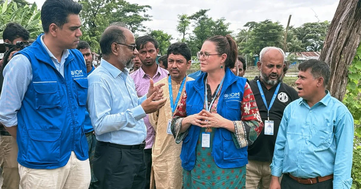 দৈনিক পূর্বকোণ - চট্টগ্রামের দৈনিক বাঁশখালীতে বন্যায় ক্ষতিগ্রস্ত এলাকা পরিদর্শনে আইওএমর চিফ অফ মিশন