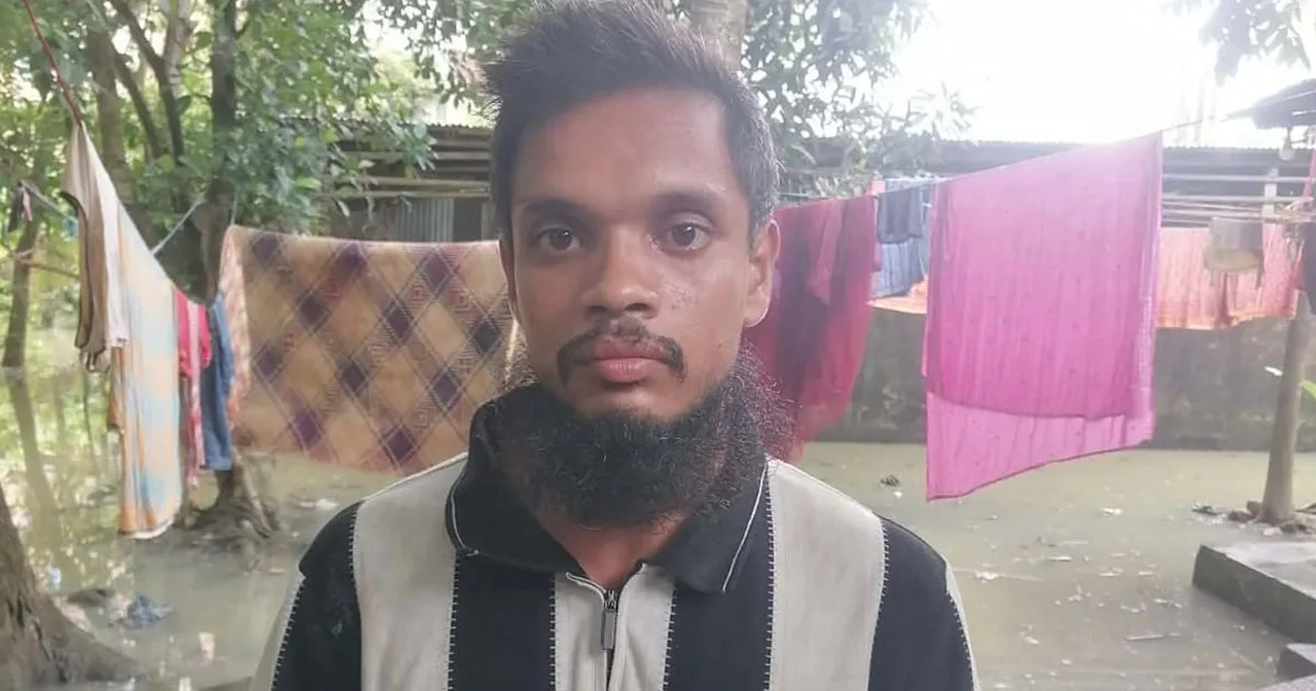 দৈনিক পূর্বকোণ - চট্টগ্রামের দৈনিক বোয়ালখালীতে কিস্তির টাকা জোগাড়ে খুইয়েছেন রিকশা